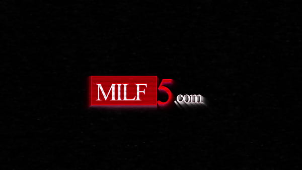 Chicks Before Dicks – MILF5