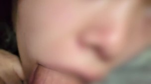 ” your gf is sucking my dick”-My best friend’s girlfriend gives me a blowjob while I play Dota